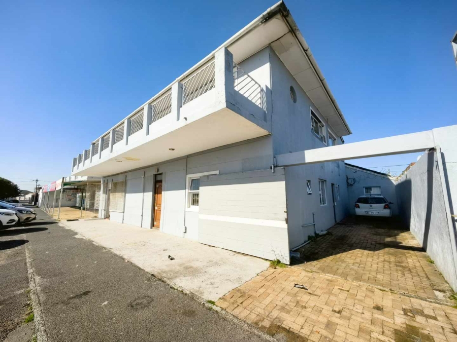 0 Bedroom Property for Sale in Lansdowne Western Cape